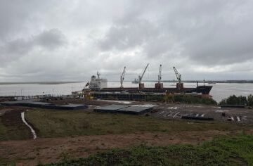 muelle-de-la-Zona-Franca-de-Villa-Constitucion-Santa-Fe-420x236