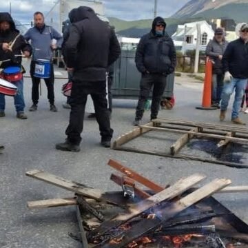 trabajadores-820x360